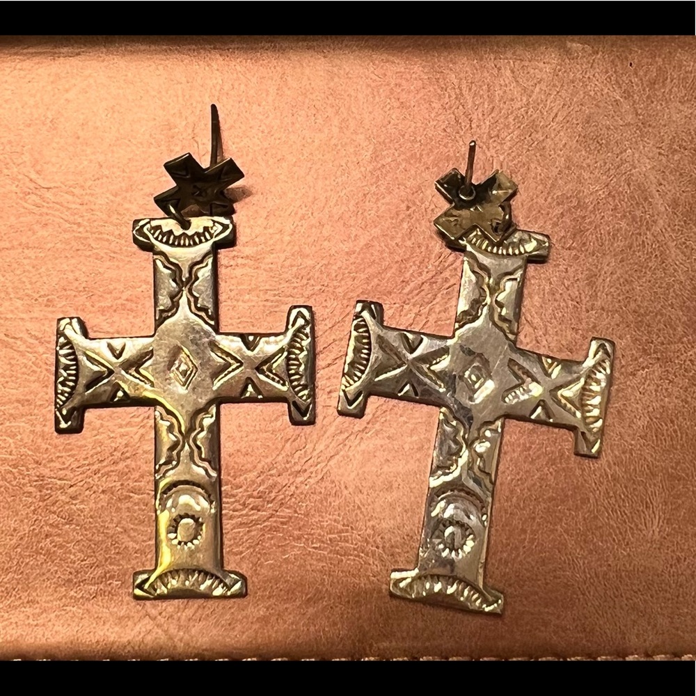 Sterling silver cross earrings